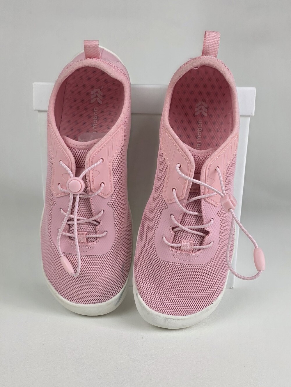 All In Motion Women’s Lightweight Pink Mesh Slip-On Sneakers!